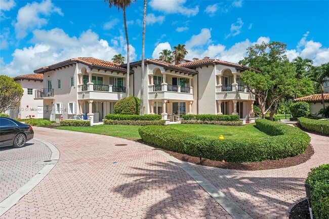 Building Photo - 15512 Fisher Island Dr