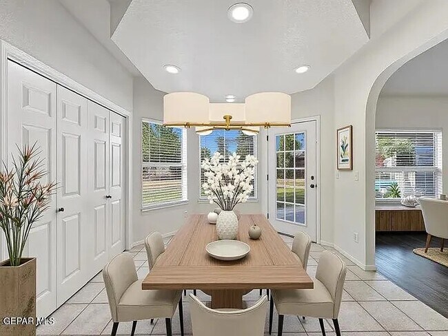 Building Photo - 659 Jeanny Marie Ct