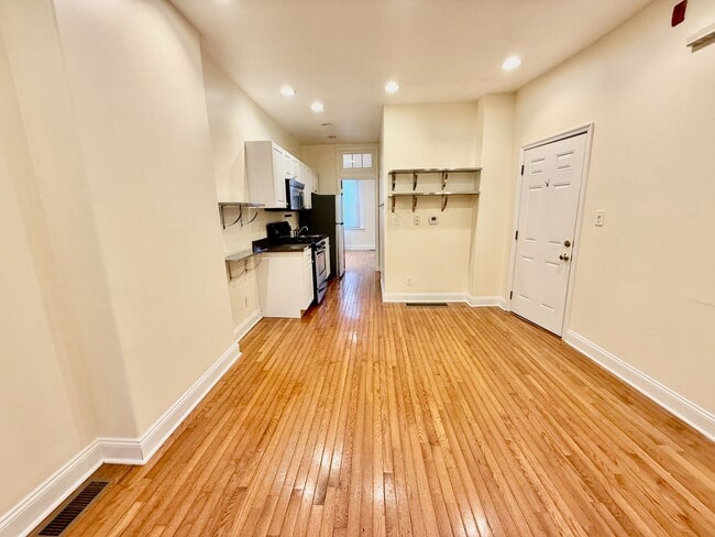 Building Photo - 2205 Fitzwater St