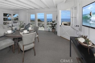 Building Photo - 2856 Rounsevel Terrace