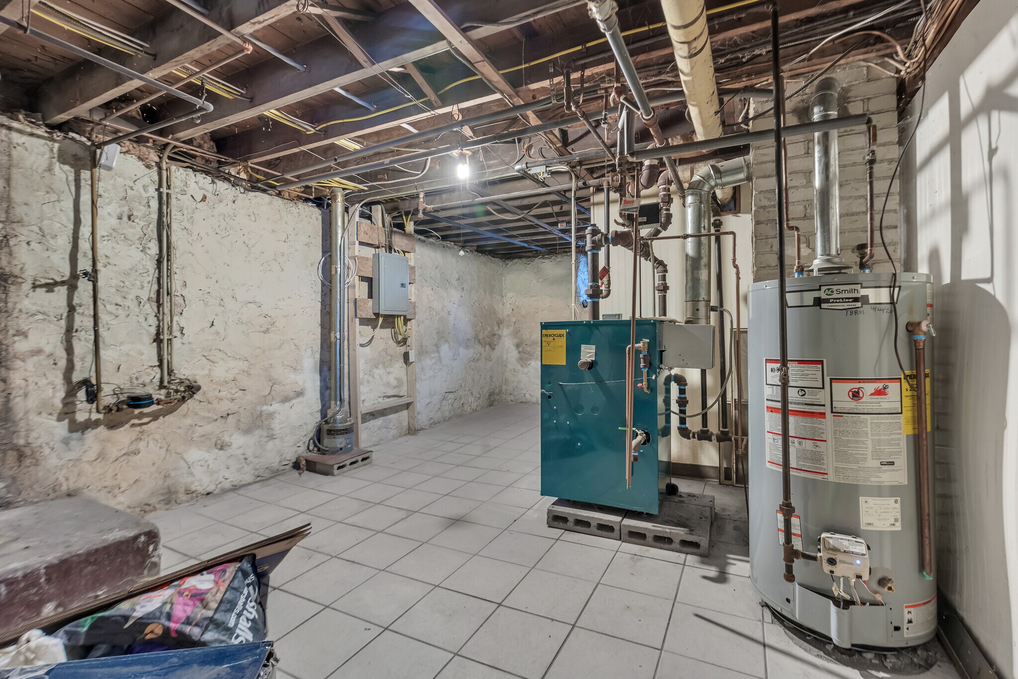 Building Photo - 50 Sprague St