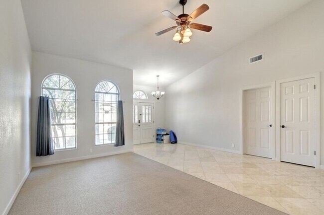 Building Photo - 5623 E Claire Dr