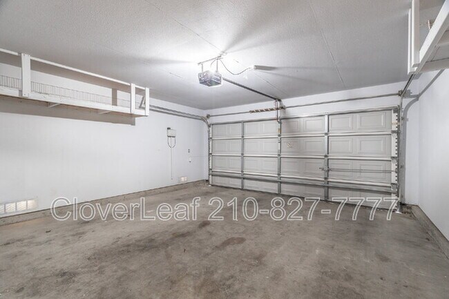 Building Photo - 9810 Magnolia Run