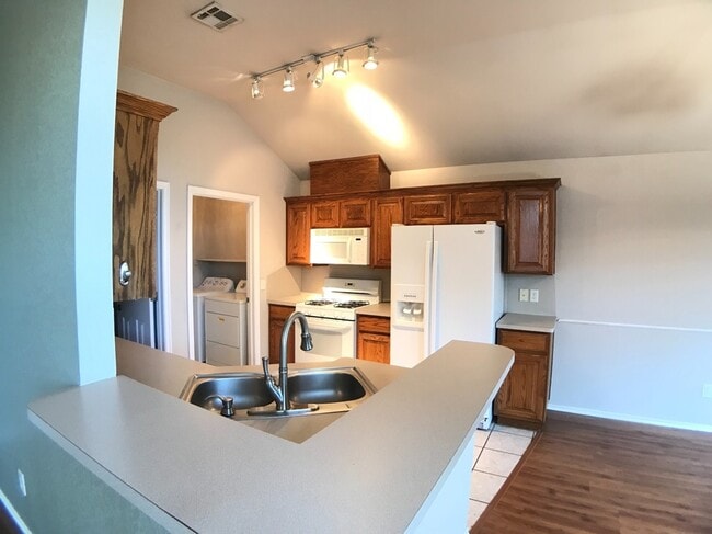 Building Photo - 16224 Panther Way