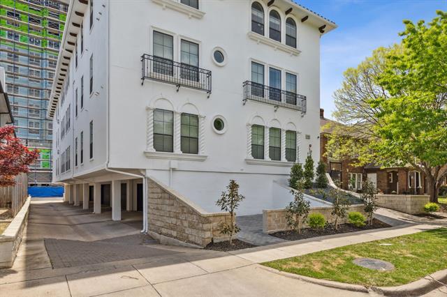Building Photo - 4210 Prescott Ave