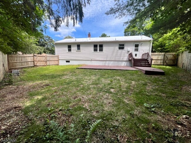 Building Photo - 95 Port Colden Rd