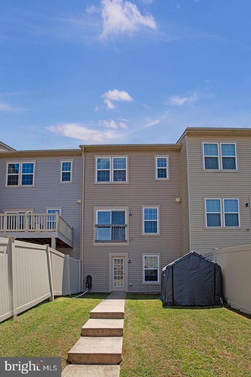 Building Photo - 5556 Peanuts Ln