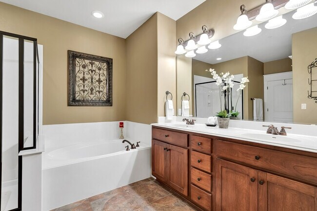 Building Photo - 17608 Border St