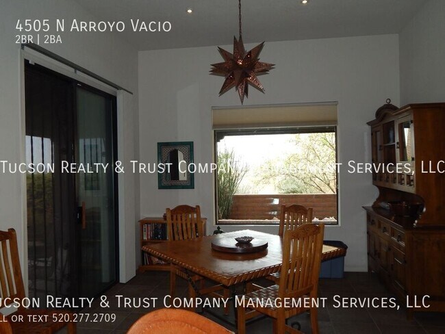 Building Photo - 4505 Arroyo Vacio