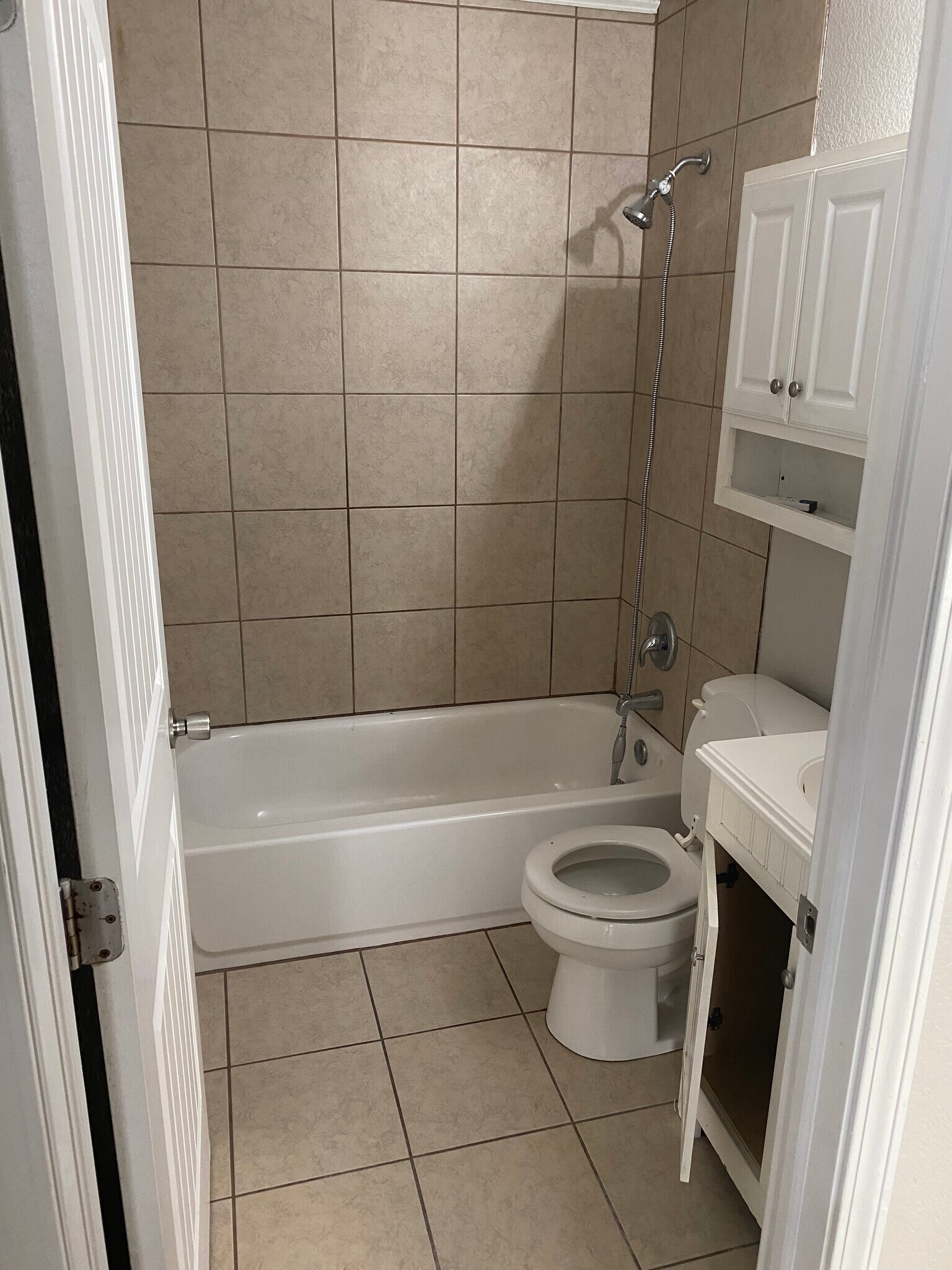 Building Photo - 7739 E 129th St S