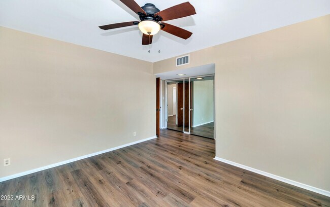 Building Photo - 2309 N 83rd Pl