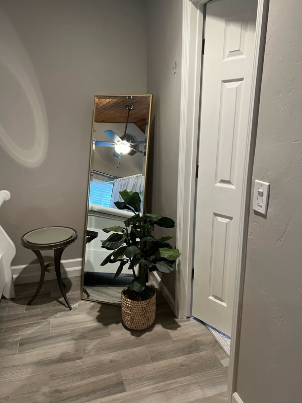 Building Photo - 5003 Whitney Ave