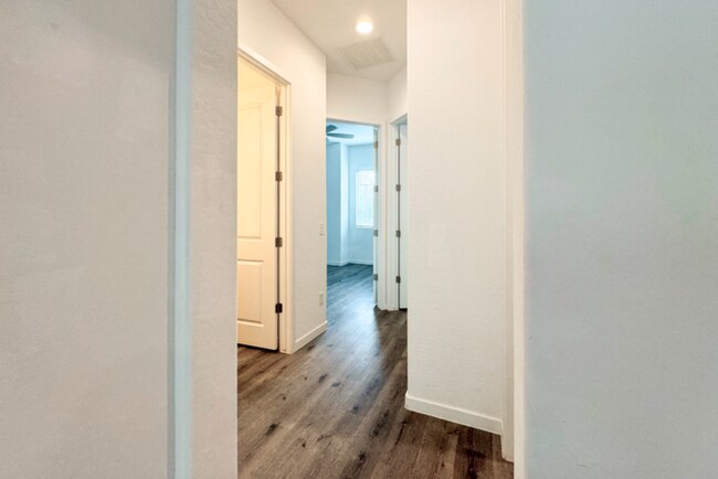 Building Photo - 3Bed/2Bath Home In Cave Creek! JOIN THE WA...