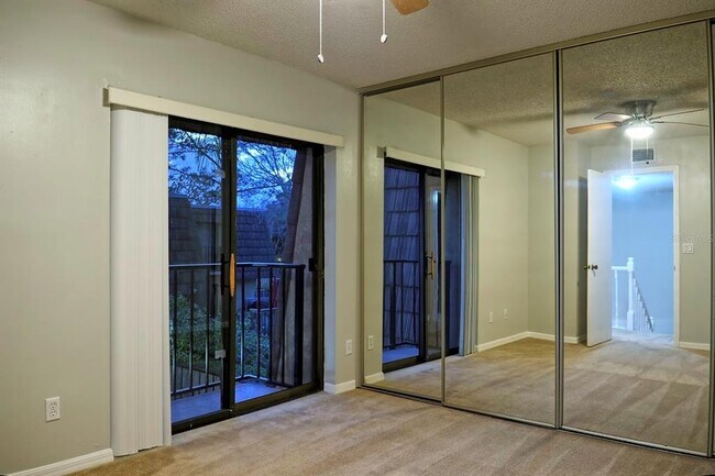 Building Photo - 5282 Coral Ct
