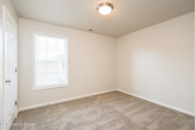 Building Photo - 8712 Chetwood Trace Dr