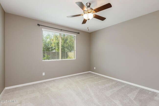 Building Photo - 20673 E Canary Way