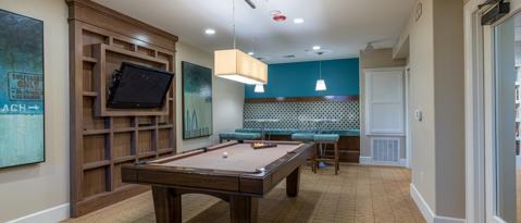 Building Photo - 6241 Crescent Park W