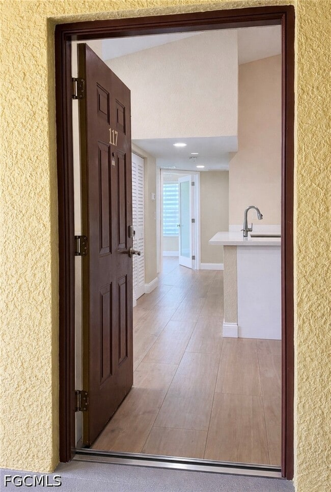 Building Photo - 4122 Residence Drive