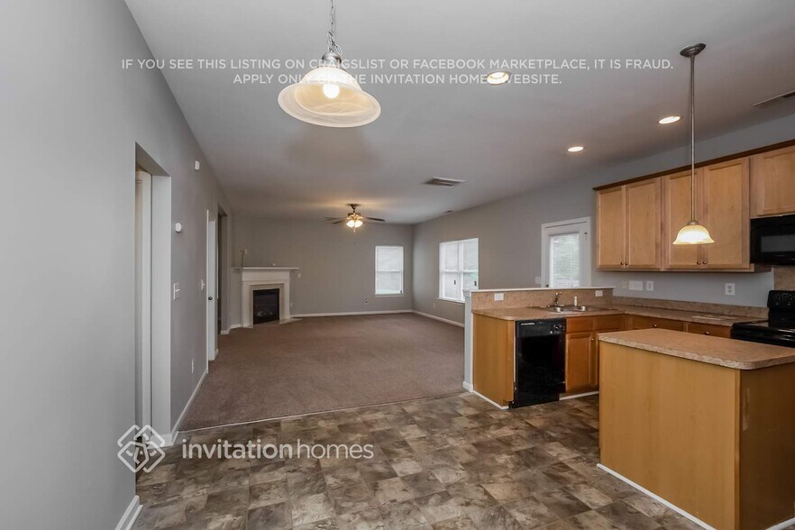 Building Photo - 13814 Purple Bloom Ln