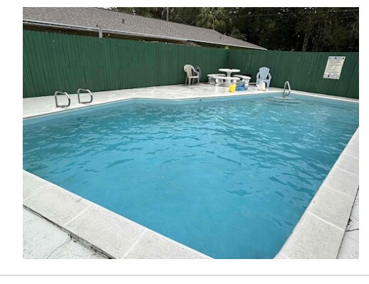 large pool with privacy fenceri - 21 Crescent Lake Dr