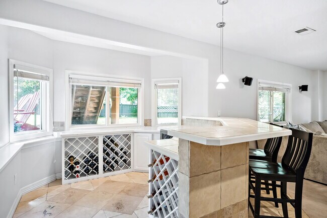 Building Photo - 534 Sawtooth Point