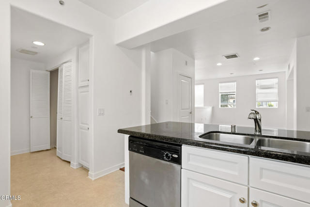 Building Photo - 15633 Odyssey Dr