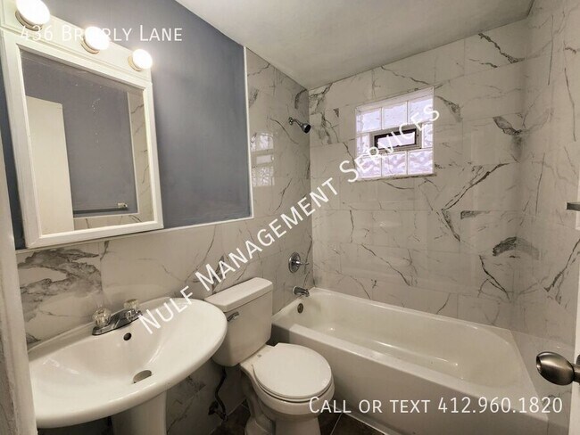 Building Photo - 436 Brierly Ln