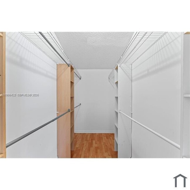 Building Photo - 2269 N Rock Island Rd