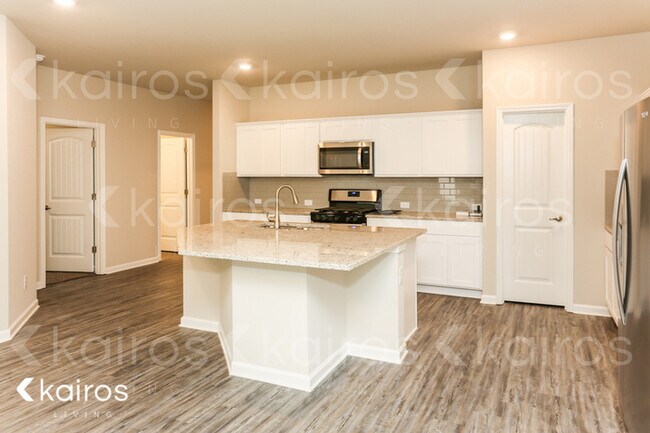 Building Photo - 6515 Tiger Pointe Dr.