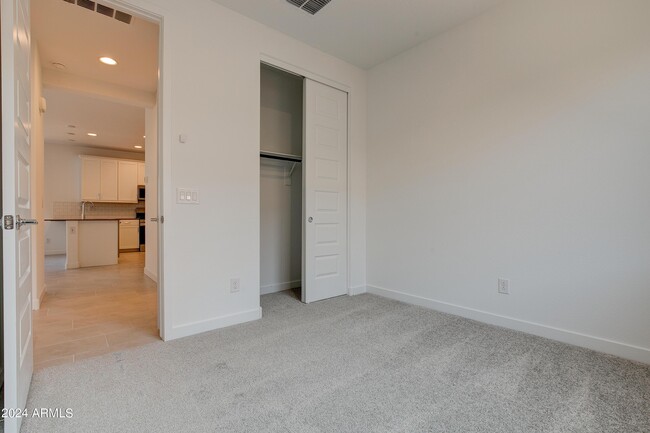 Building Photo - 17050 W Artemisa Ave