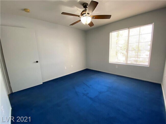 Building Photo - Cozy 1-Bed Condo in Gated 89128 Community ...