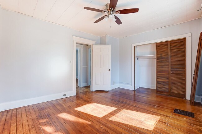 Building Photo - LEASING SPECIAL - sign a 13-month lease by 7/31/2026 and second month is free!