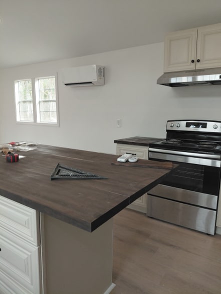 Building Photo - 1815 Wilmington St