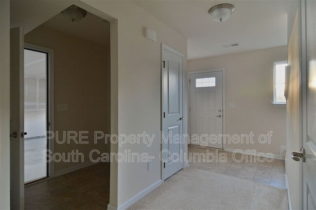 Building Photo - 151 Luna Trail