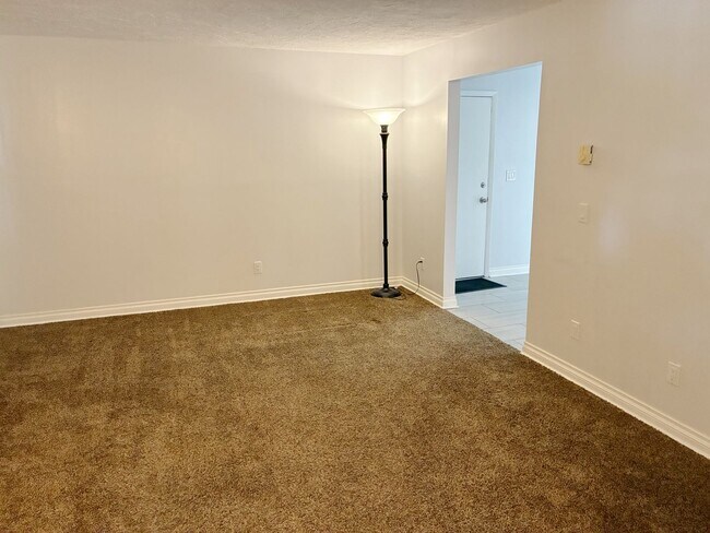 Building Photo - Spacious 5 Bed, 3 Bath Home for Rent in Idaho Falls!
