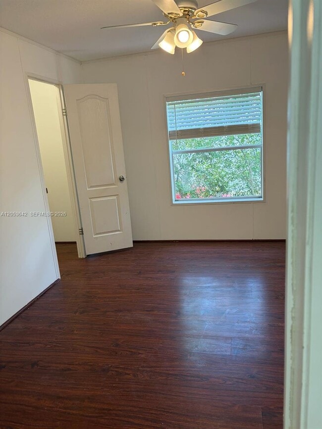Building Photo - 390 NW 134th Ave