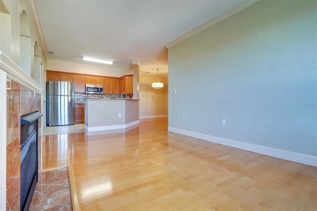 Building Photo - 2765 Via Cipriani St