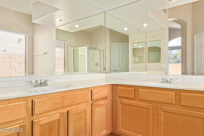 Building Photo - Beautiful home in Chandler!