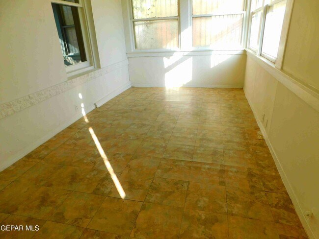 Building Photo - 1024 Upson Dr