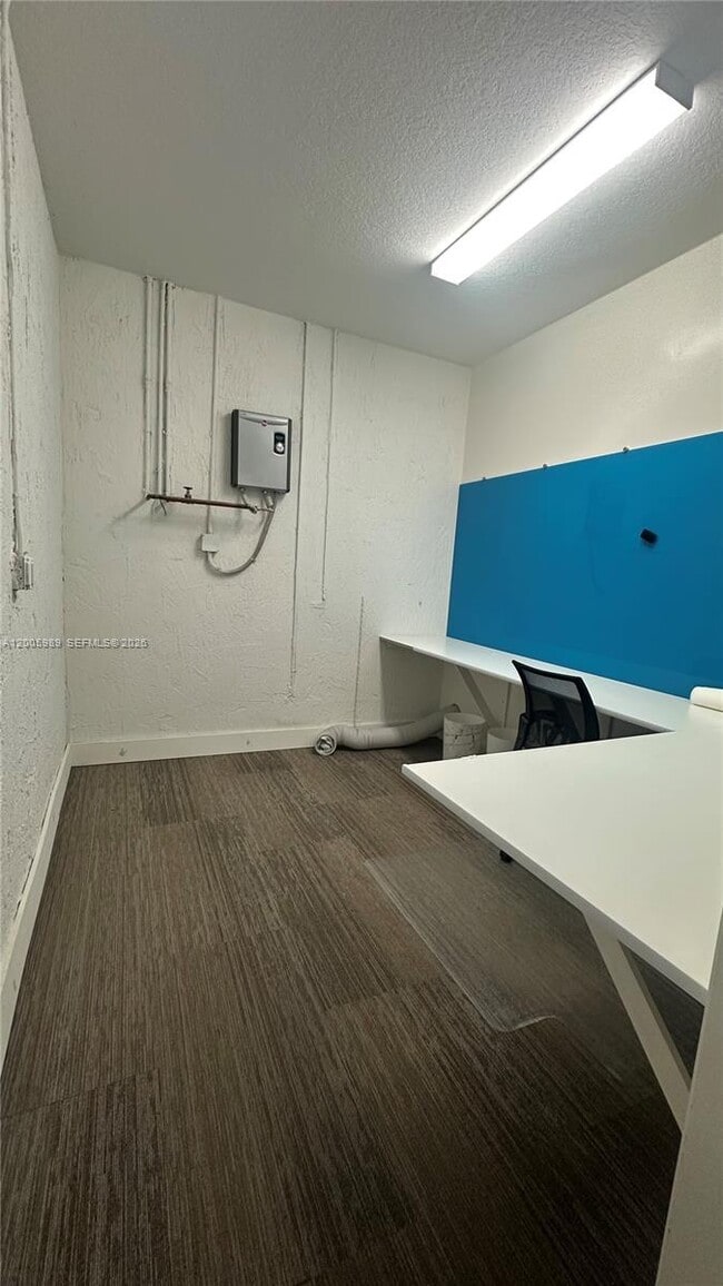 Building Photo - 3423 W 110th St