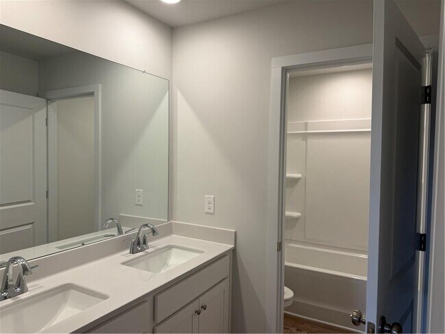 Building Photo - 5282 Mulberry Crk Wy