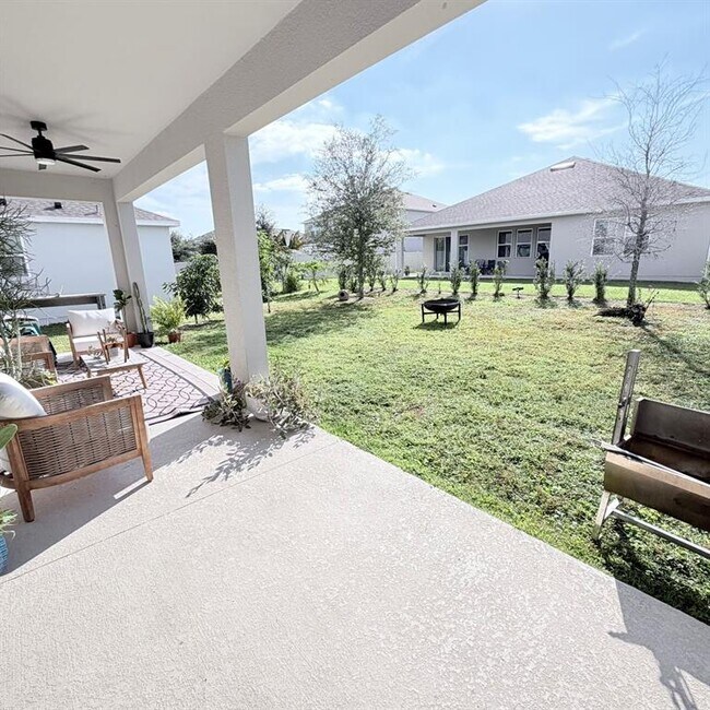 Building Photo - 927 Vineyard Rdg Rd