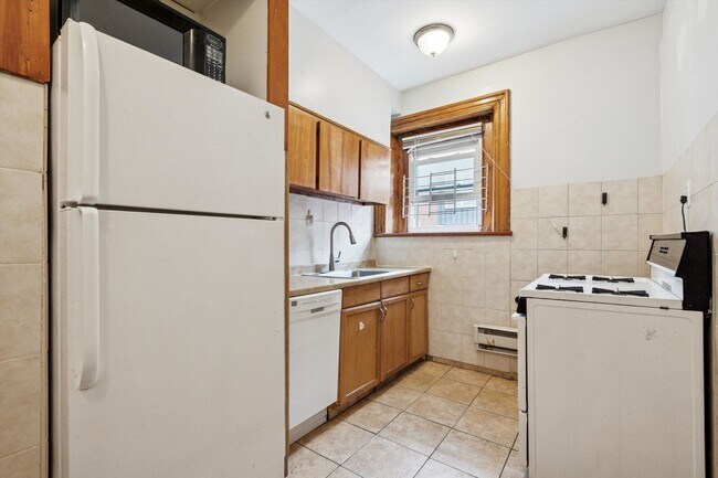 Primary Photo - 1746 N 16th St