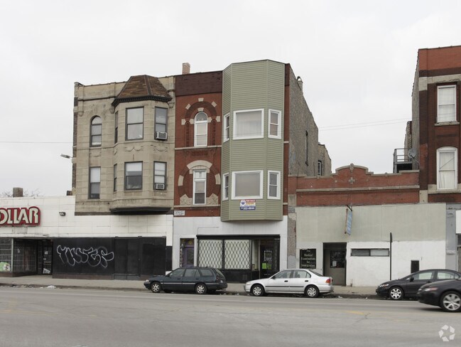 Primary Photo - 2716 W North Ave