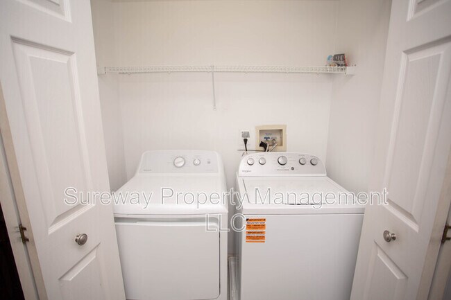 Building Photo - 3 Majestic Way