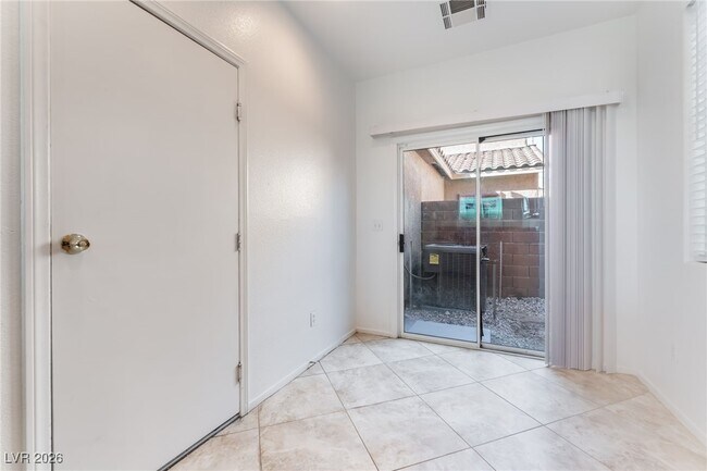 Building Photo - 4132 Swept Plains St