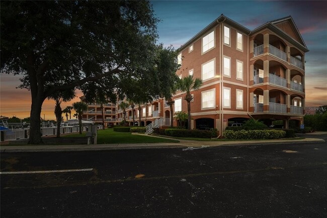 Building Photo - 5000 Culbreath Key Way