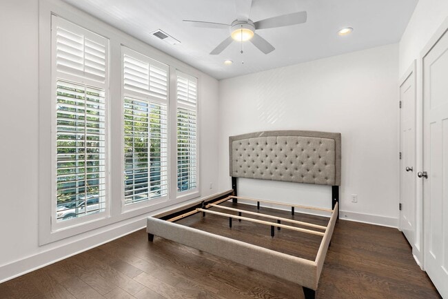 Building Photo - Edgehill Villages Townhomes