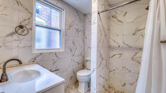 Building Photo - 5201 Ventnor Ave