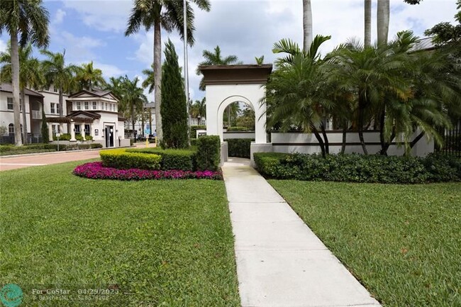 Building Photo - 4301 SW 160th Ave